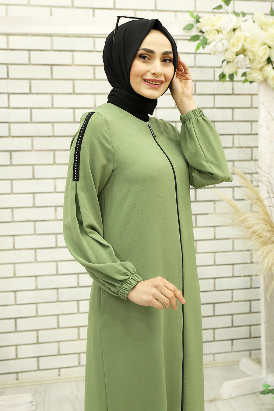 GREEN ABAYA 
